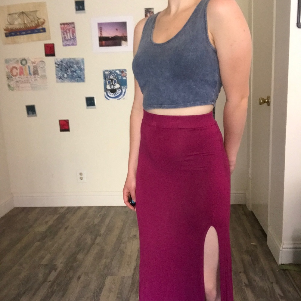 Maxi skirt with cropped Bow Tank